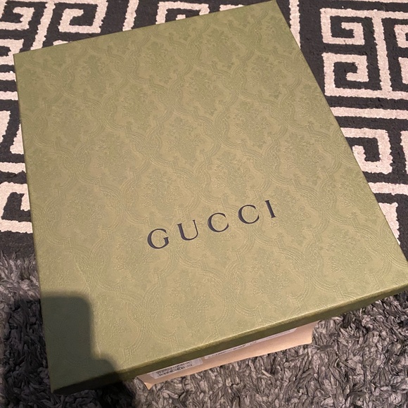 Gucci Lug Sole Loafer with Horsebit - Picture 1 of 7